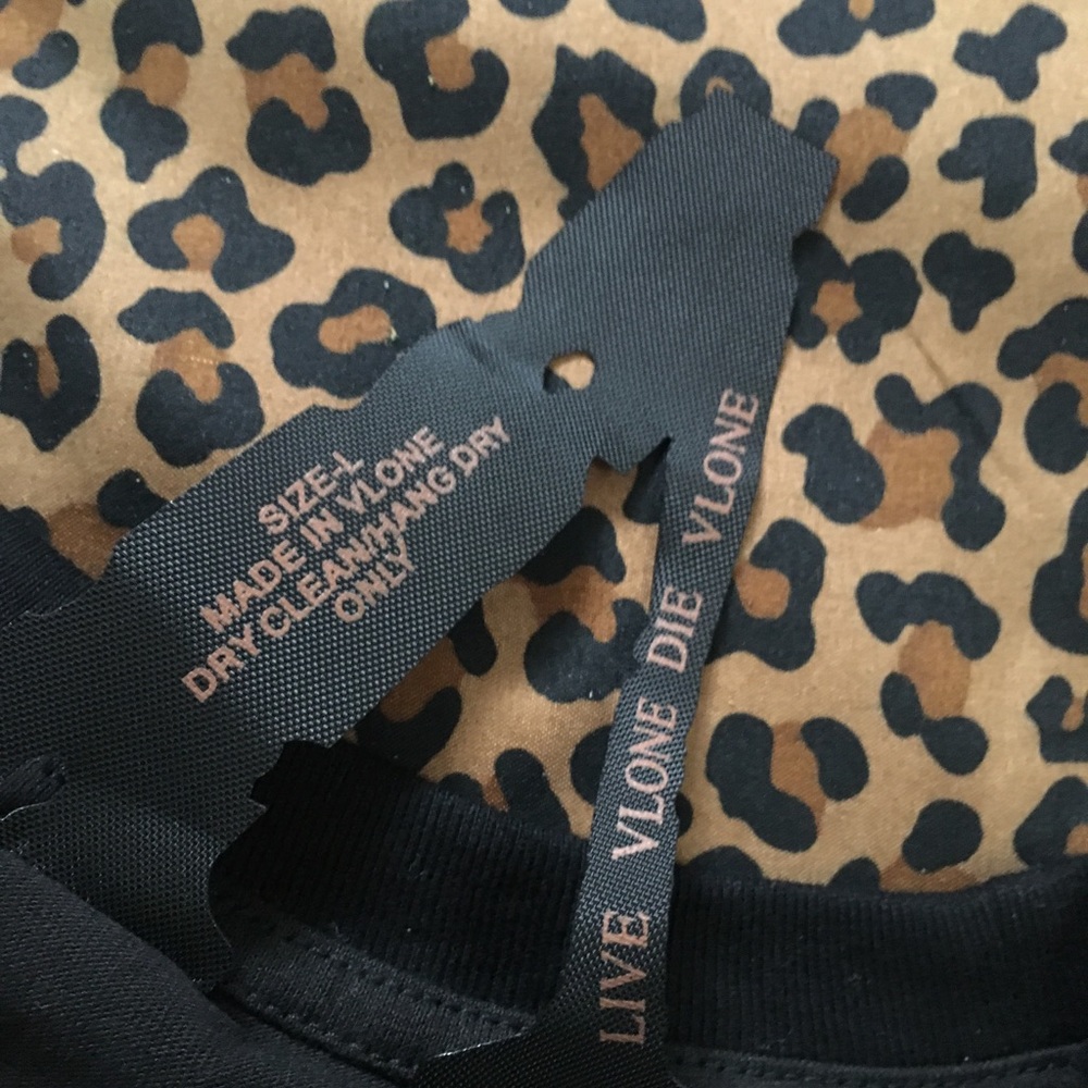 VLone - Picture 3 of 3